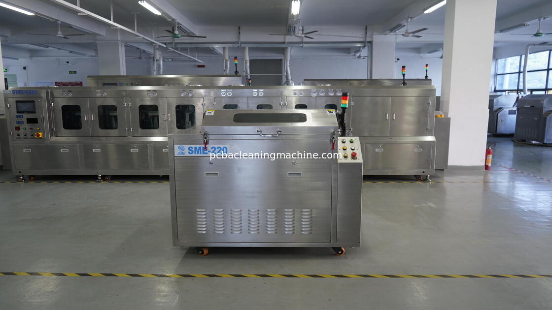 Μηχάνημα Αυτόματου Καθαρισμού Παλετών PLC με Χωρητικότητα Δεξαμενής Υγρού 80L και Χρόνο Στεγνώματος 5 έως 15 Λεπτά Κατάλληλο για Διάφορους Τύπους Παλετών