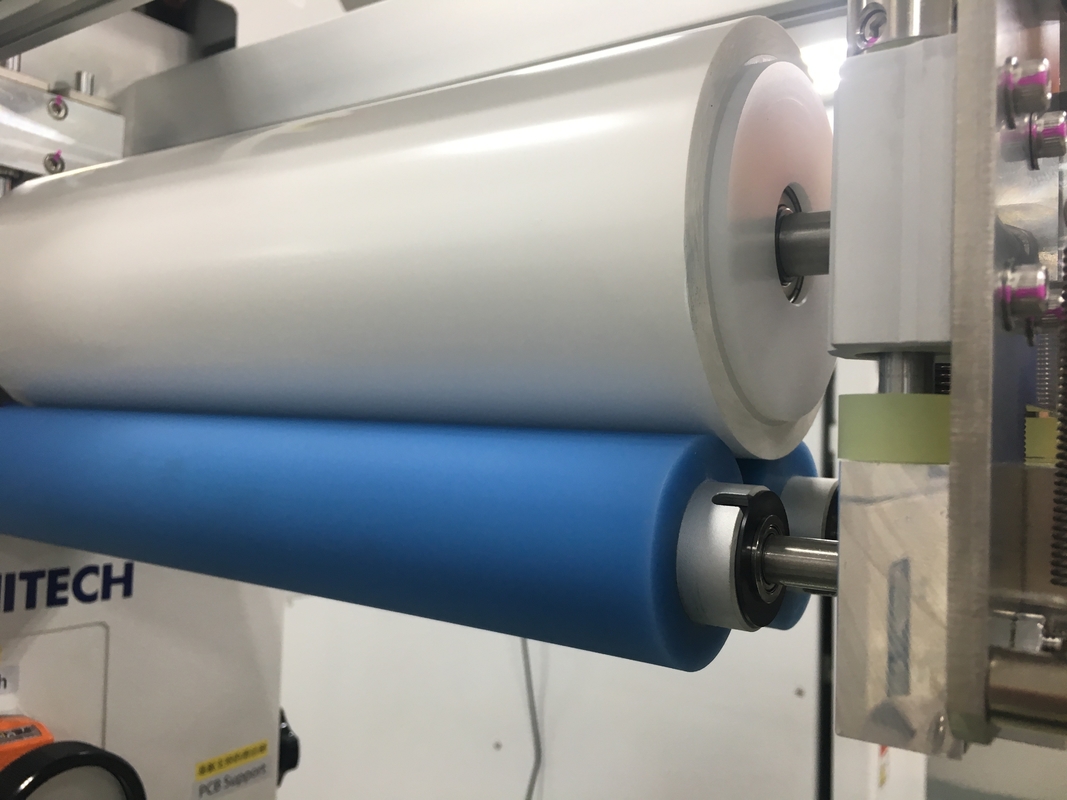 Λευκό χρώμα 300mm PCB καθαρό αντιστατικό κόλλημα χαρτί ρολό PCB Inline επιφάνειας καθαρισμού μηχανή ρολό χαρτί