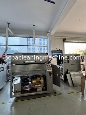 Μέγεθος καλαθιού πλύσης φ1500mm Καθαρό υγρό σπρέι από 3 ράβδους ψεκασμού Άνω κάτω μπροστινό πλαϊνό καλάθι καθαρισμού Περιστρέφεται κατά τη διάρκεια στεγνώματος καθαρισμού 5 έως 15 λεπτά